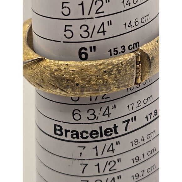 Vintage Swiss SPERA Mechanical Gold Tone "Hidden Watch Face" Bracelet. Running - Picture 11 of 12